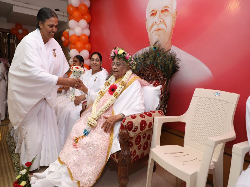 Param Adharniya Ishu Dadiji's Visit to Adyar, Chennai